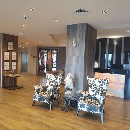 One Bedroom Apartment In Gated Complex Банско Екстериор снимка